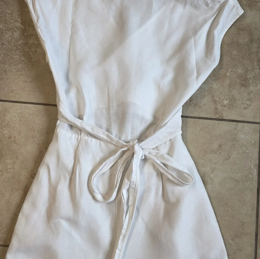 Aritzia White Linen Jumpsuit Minimalist Wide Leg Wear Cut Clean Girl Resort
